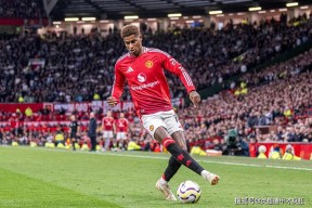 乐鱼体育app-转折点曼联再遭质疑，CBA常规赛赛后攻防权衡，目标明确，控场能力受关注