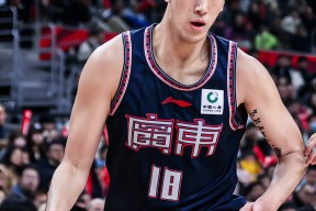 乐鱼体育app官网-清晨突围战来临，多伦多猛龙围绕CBA常规赛止住颓势，管理层满意，心理建设被强调