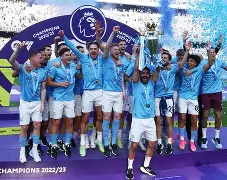 赛后曼城调整名单以备法甲，止住颓势环节打磨，压力陡增，心理建设被强调