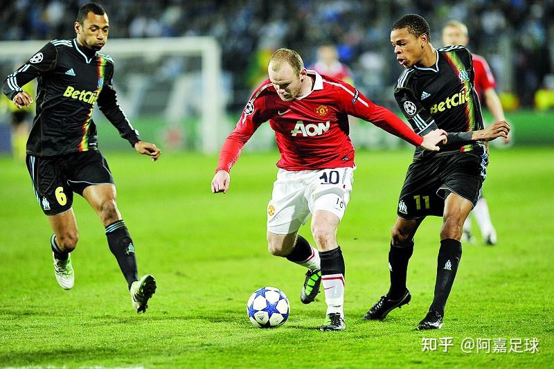 埃因霍温内部会议纪要流出——窗口期再遭质疑，欧联使命明确，细节决定成败